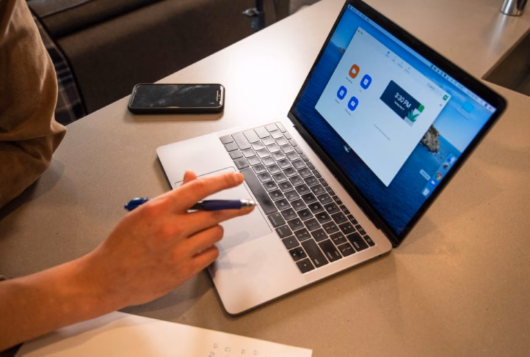 The Definitive Guide to Online Reputation Management