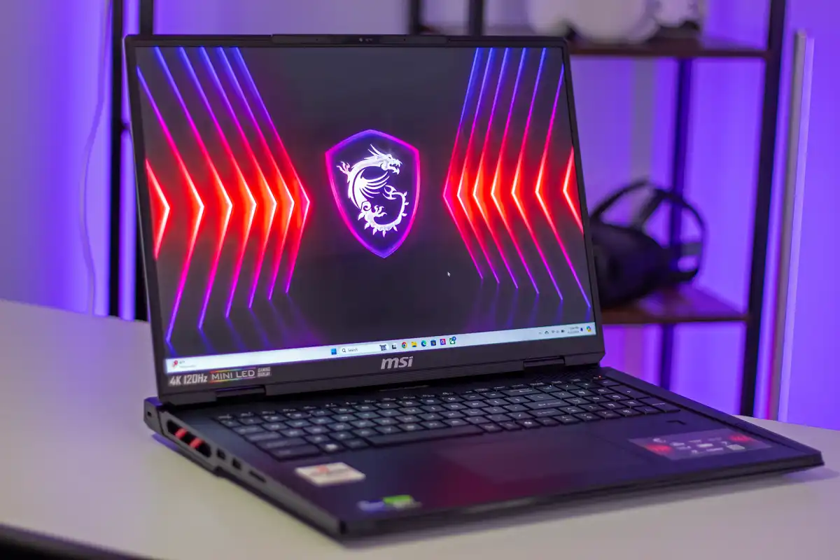 MSI Raider 18 HX